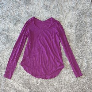 Woman’s Size 4 Lululemon Maroon Long Sleeve Shirt